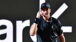 João Fonseca supera Monteiro no Rio Open e vence 1º jogo na temporada