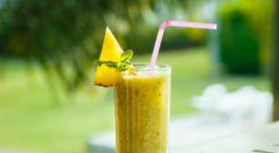 7 sucos detox para aliviar a ressaca de Carnaval