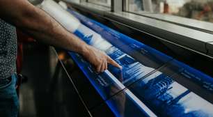 Nem Apple, nem Samsung: o touch screen nasceu 40 anos antes do iPhone e servia para algo muito mais sério