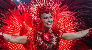 Veja fotos da Virginia Fonseca em estreia na Sapucaí, no Rio de Janeiro