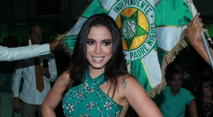 'Muita sacanagem': Anitta rasga o verbo e critica nota da Mocidade em desfile que homenageou Rita Lee no Carnaval 2026