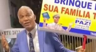 Deputado 'ex-gay' viraliza ao aparecer no Carnaval com mensagem religiosa: "Esse furico agora é de Deus"