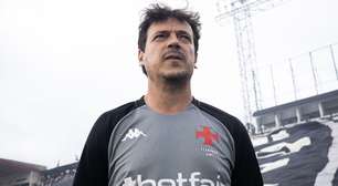 Em meio a momento agitado nos bastidores, Vasco define futuro de Fernando Diniz
