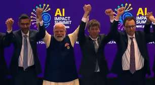 Criador do ChatGPT se recusa a tirar foto de mãos dadas com rival em evento de IA