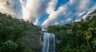 Cachoeira pouco visitada no interior de São Paulo é uma das mais belas do Brasil