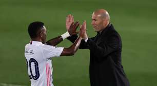 Zidane chega a acordo para assumir seleção após a Copa do Mundo