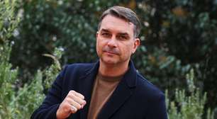 Flávio Bolsonaro representa a farsa do bolsonarismo moderado nas eleições