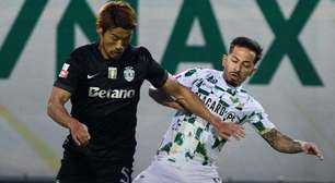 Sporting vence e põe pressão no líder Porto