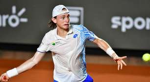 Ignacio Buse, algoz de João Fonseca, derruba Berrettini e vai à semifinal do Rio Open