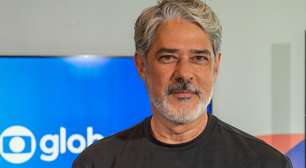 'Não acredito que estou vendo': William Bonner mostra 'pernas malhadas' aos 62 anos em estreia no 'Globo Repórter' e detalhe leva web ao delírio