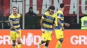 Milan perde para o Parma e vê rival disparar na liderança do Italiano