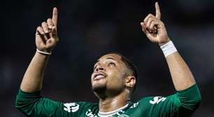 Vitor Roque sonha com Seleção e elogia Arias no Palmeiras: "É um craque"