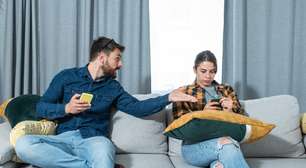 Ele ganha menos: como a diferença salarial afeta a dinâmica do casal