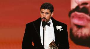 Nem uma, nem duas, nem três mansões: Bad Bunny se divide entre 4 casas de luxo e investiu R$ 88 milhões em propriedades; fotos são de cair o queixo!