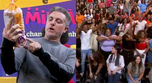 Luciano Huck joga pão para a plateia do Domingão e lamenta: 'Não tem para todo mundo'