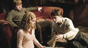 Daniel Radcliffe revela conversa com Rupert Grint e Emma Watson sobre série de Harry Potter: 'Surreal'