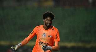 Dorival reafirma calendário duro do Corinthians e exalta Hugo Souza: 'Nível de seleção brasileira'