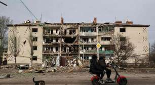 Papa envia medicamentos e aquecedores a zonas bombardeadas na Ucrânia