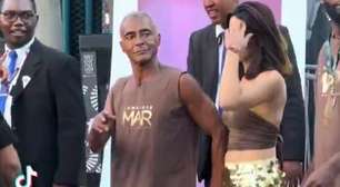 Após término com Alycia, Romário é flagrado com novo affair na Sapucaí