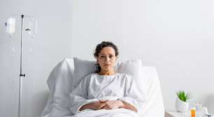 Me fale sobre a gota: crônica, causas, sintomas e tratamento