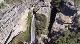 Turista morre após cair enquanto tentava tirar foto em cachoeira no PR