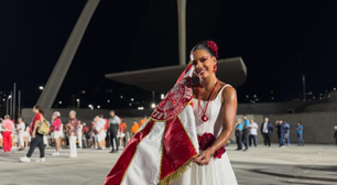 Marcella Alves, porta-bandeira do Salgueiro, anuncia saída da escola: 'Decisão difícil'