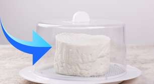 Não é na embalagem, nem direto no pote: ESSA é a melhor forma de conservar o seu queijo fresquinho por muito mais tempo na geladeira