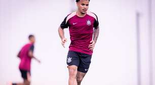 Kaio César é novidade em treino do Corinthians antes da semifinal