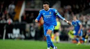 Torcedor do Oviedo pode ser preso por ofensas racistas a Mbappé