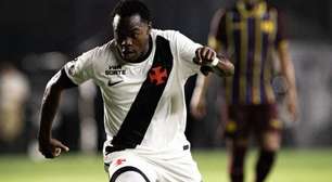 Destaque no Vasco faz Gómez virar jogador do Brasileirão com mais dribles no ano