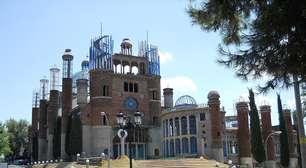 Desde 1961, nada impediu Justo Gallego de construir uma "catedral" por conta própria, até a chegada da burocracia