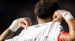 Neymar despista com relação à seleção: 'Um dia você é aposentado, outro tem de ir para Copa'