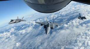 Os EUA acabam de alcançar o "santo graal" do combate aéreo: um F-35 que não só detecta o inimigo, como também o elimina sozinho