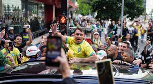 Em ato na Paulista, Flávio promete levar Bolsonaro de volta ao poder