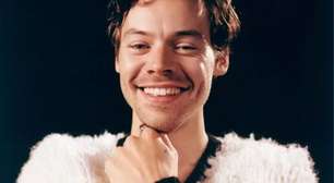Segurança de Harry Styles se irrita e derruba celular de fã que filmava o artista