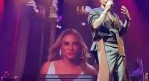 Diogo canta música que compôs para Paolla Oliveira: 'Amor não acaba, se transforma'