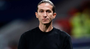 Web fica perplexa com a demissão de Filipe Luís do Flamengo: 'Inaceitável'