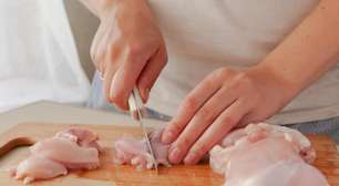 Tábua de carne: O truque do sal e limão para eliminar o mau cheiro