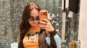 De nail art a blusa temática: veja visual de Larissa Manoela na Disney