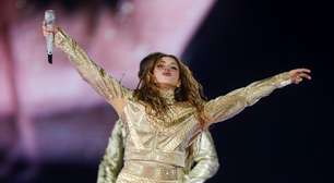 Shakira bate recorde de público com 400 mil pessoas em show no México