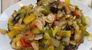 Berinjela japonesa, um jeito diferente e suculento de preparar esse legume no seu almoço