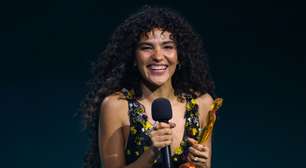 Olivia Dean é a favorita para fazer tema de 007