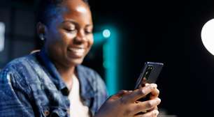 O que significa quando alguém demora muito para responder a mensagens do WhatsApp, segundo a psicologia?