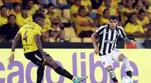 Villalba cita "sentimento agridoce" com empate do Botafogo