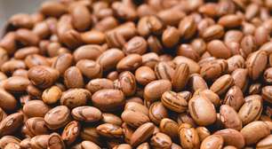 Feijão te deixa estufado? Existe um segredo antigo que evita isso e que realmente funciona