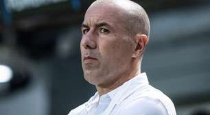 "Promessa" de títulos e choro no Galeão: chegada de Jardim divide torcedores do Flamengo