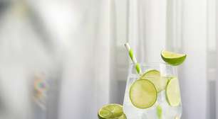 Os verdadeiros efeitos da água com limão no organismo