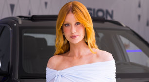 Marina Ruy Barbosa usa look azul-bebê de R$ 2,2 mil