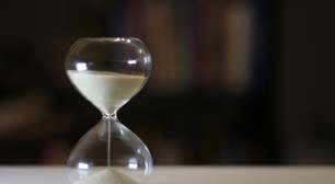 Sêneca, filósofo: "Não é que tenhamos pouco tempo para viver, mas sim que nunca paramos de desperdiçá-lo"