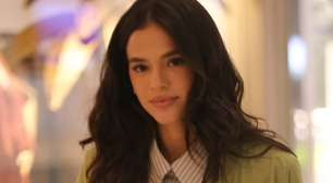 Bruna Marquezine radicaliza no visual, exibe novo corte de cabelo e surge sensual em fotos de 'topless'. Veja antes e depois!